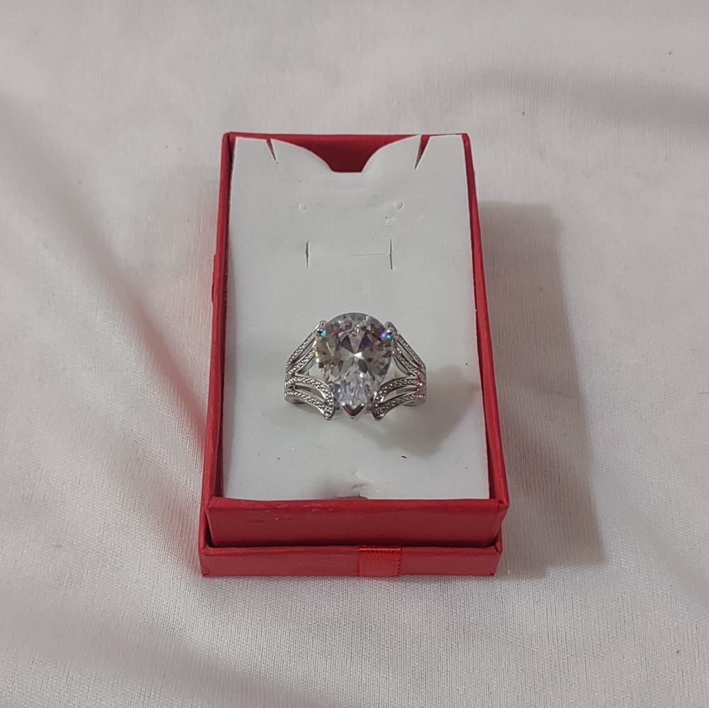 BlInG Sterling statement Pear cut ring SZ 10
